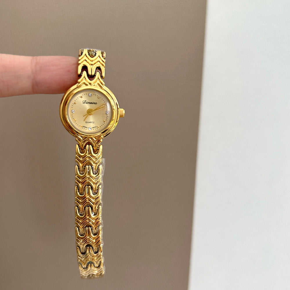 Refined Womens Watch For The Modern Niche Woman