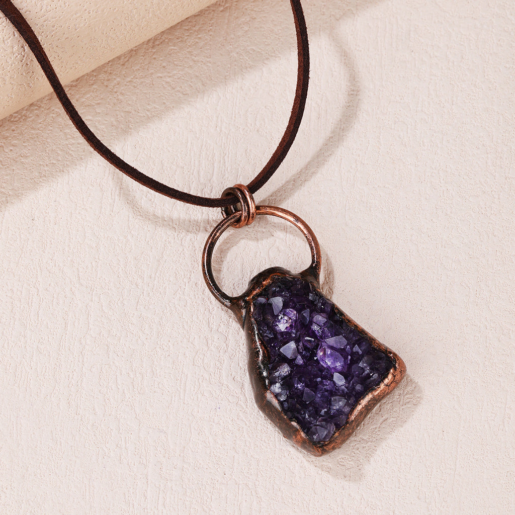 Retro-style Sparkling Stone Crystal Irregular Necklace