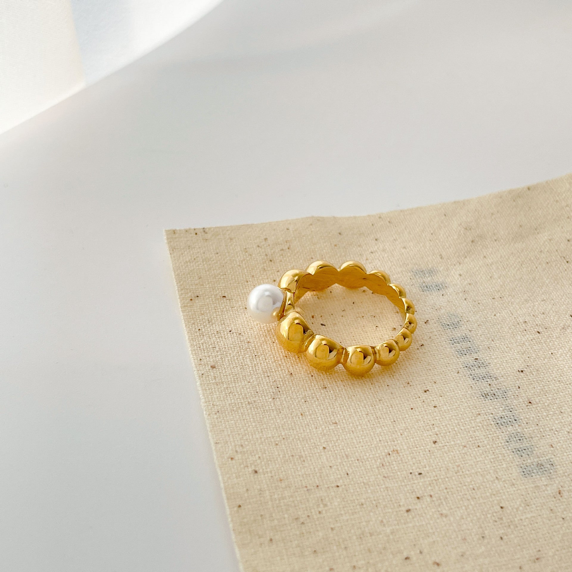 Pearl Round Bead Ring For Women
